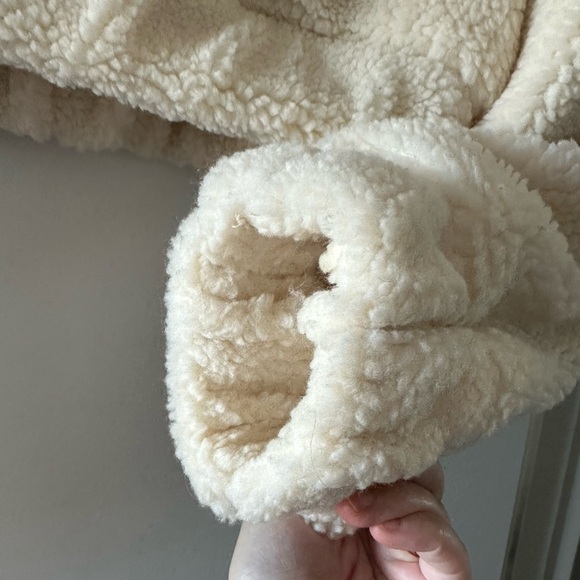 NWOT LOVERS AND FRIENDS RHEA PULLOVER - Picture 9 of 11